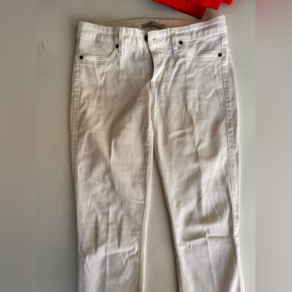 Rich and skinny jeans